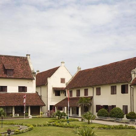 Hotel Astra Novilia Makassar Luaran gambar